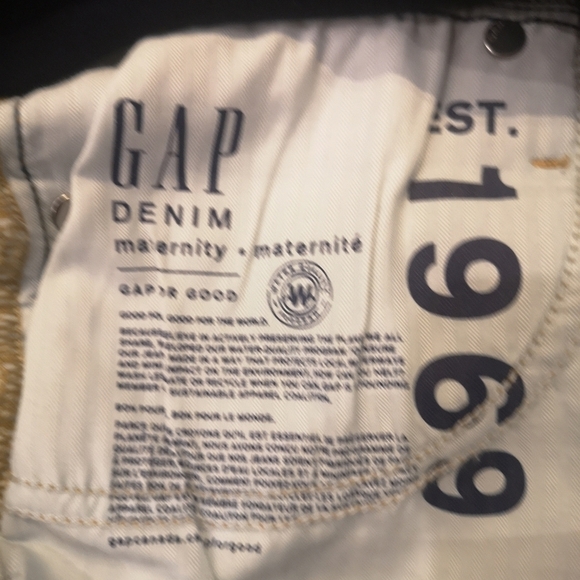 NWT GAP Maternity Jeans, light wash, Size 10, New with tags - Picture 8 of 10